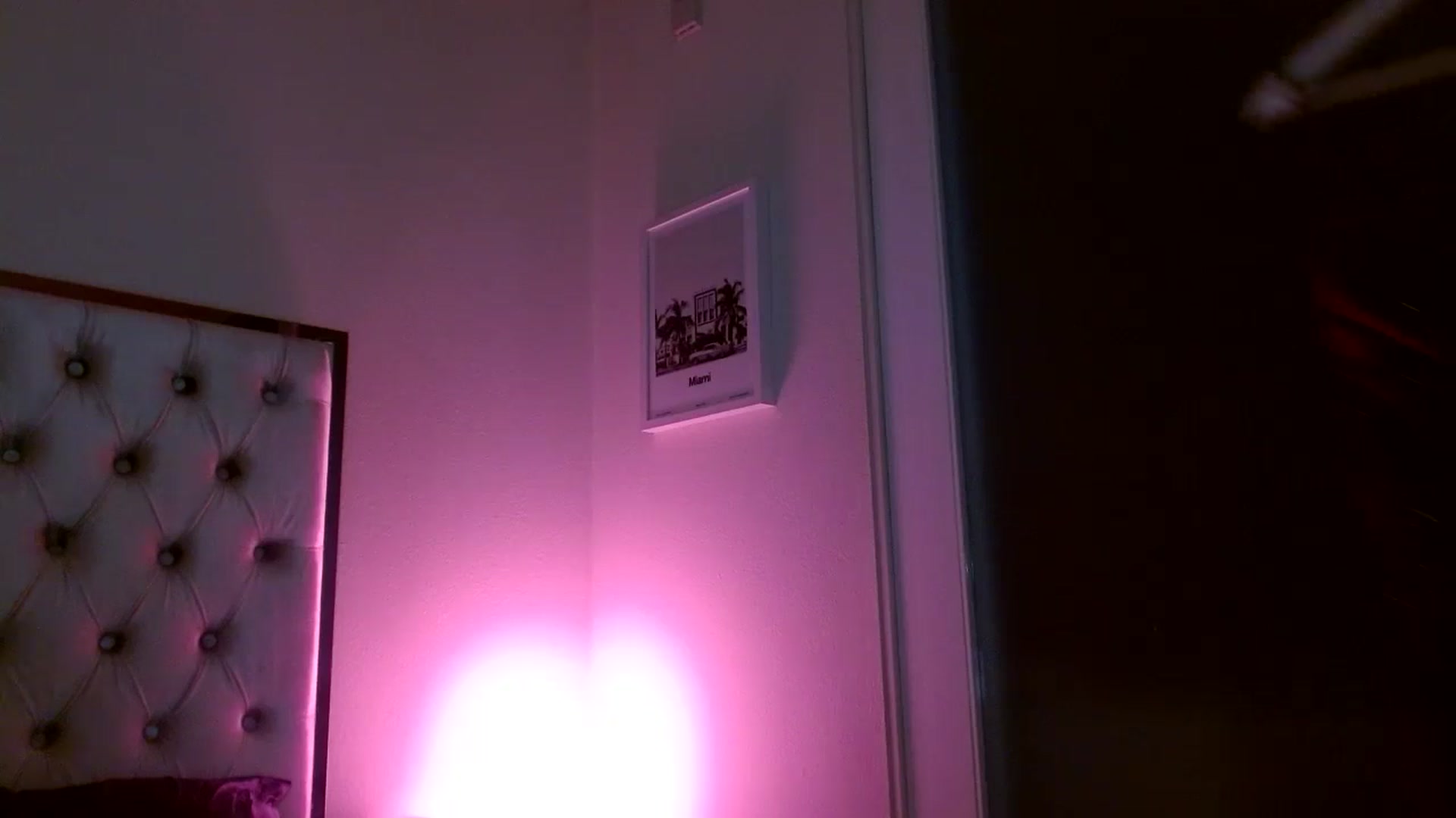 Gallery image thumbnail from Juliana's myfreecams stream on, 06/27/2025, 04:56 image 8 of 20