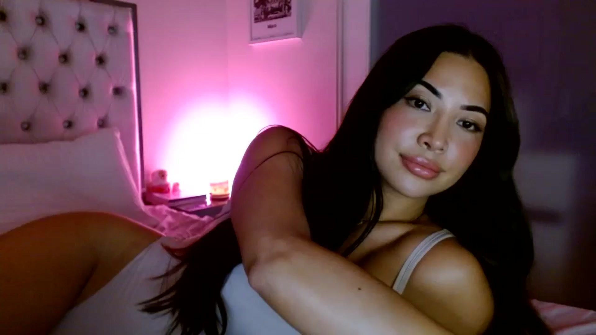 Gallery image thumbnail from Juliana's myfreecams stream on, 09/23/2025, 04:18 image 9 of 20