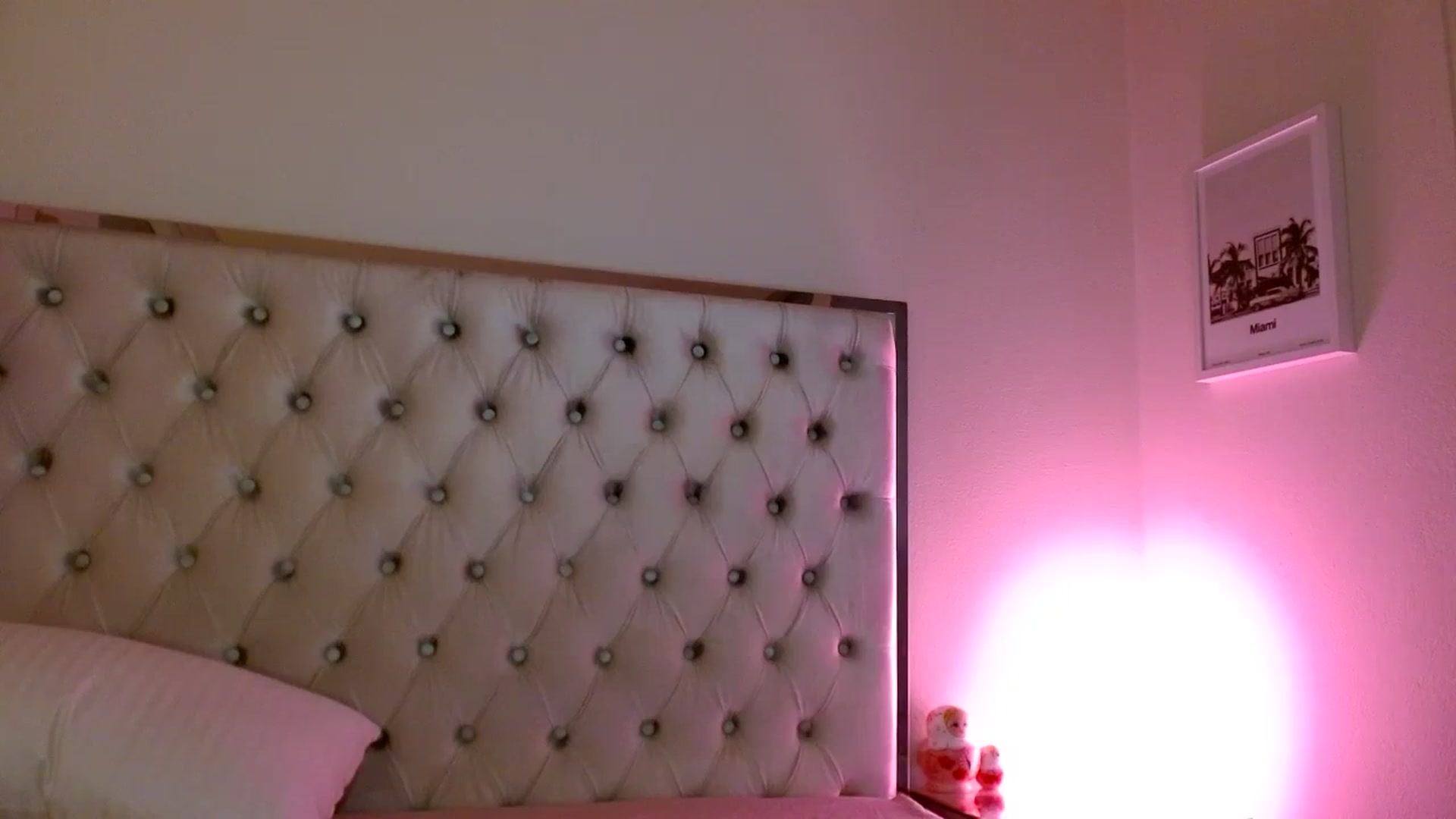 Gallery image thumbnail from Juliana's myfreecams stream on, 10/12/2025, 04:30 image 20 of 20