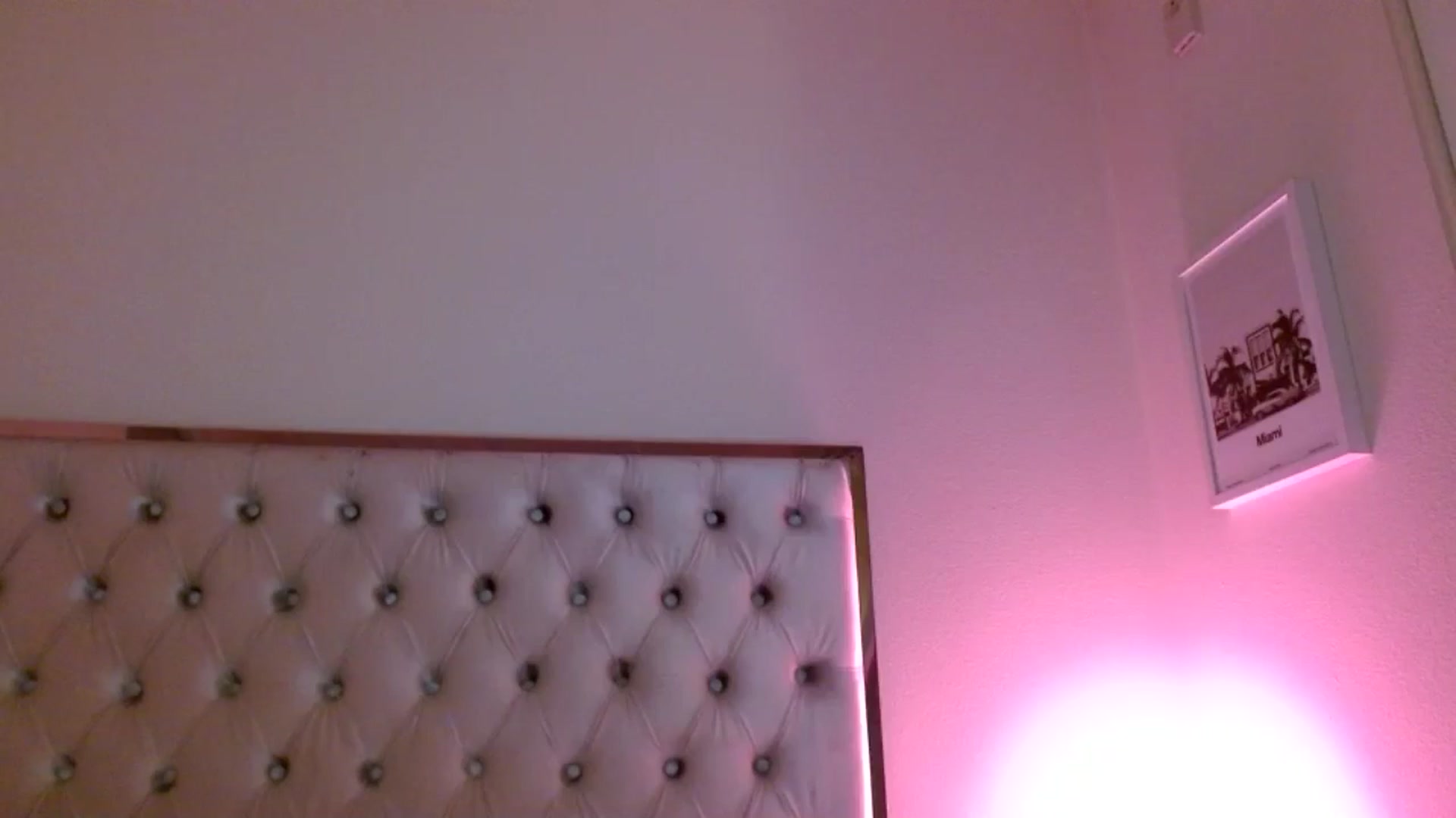 Gallery image thumbnail from Juliana's myfreecams stream on, 11/03/2025, 05:24 image 8 of 20