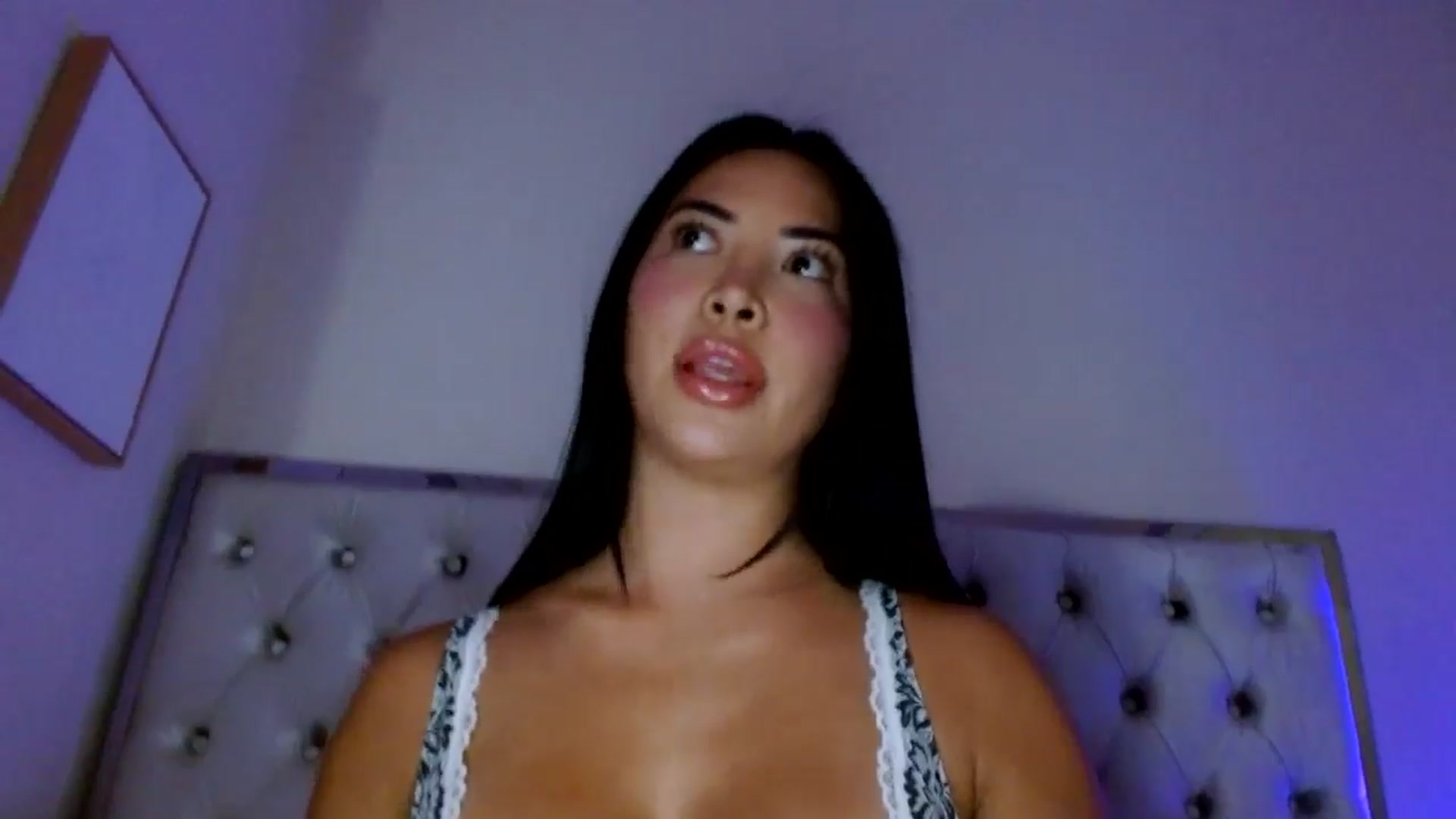 Gallery image thumbnail from Juliana's myfreecams stream on, 11/07/2025, 05:28 image 9 of 20