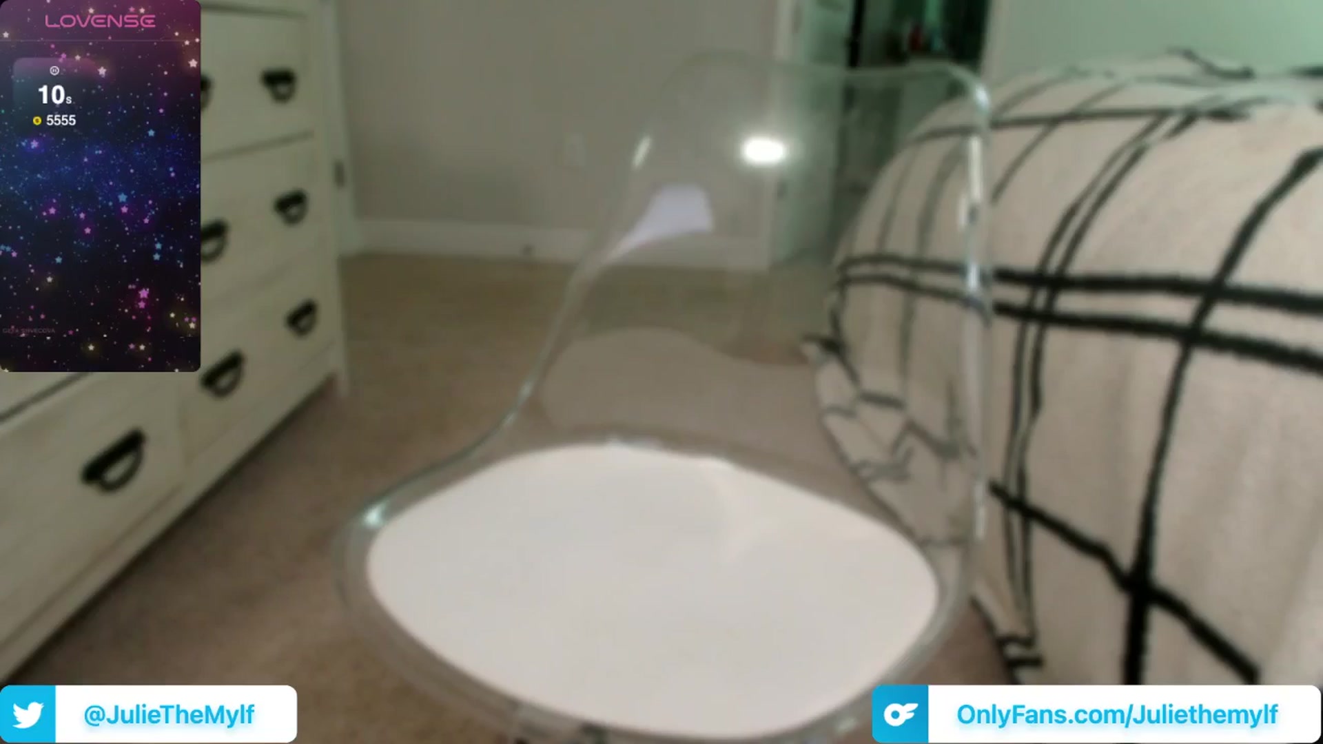 Gallery image thumbnail from JulieTheMylf's myfreecams stream on, 06/17/2024, 15:57 image 19 of 20