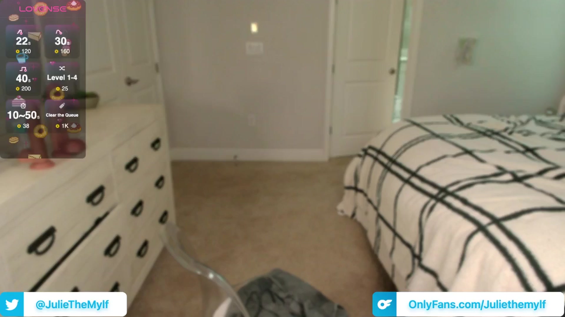 Gallery image thumbnail from JulieTheMylf's myfreecams stream on, 06/19/2024, 16:08 image 18 of 20