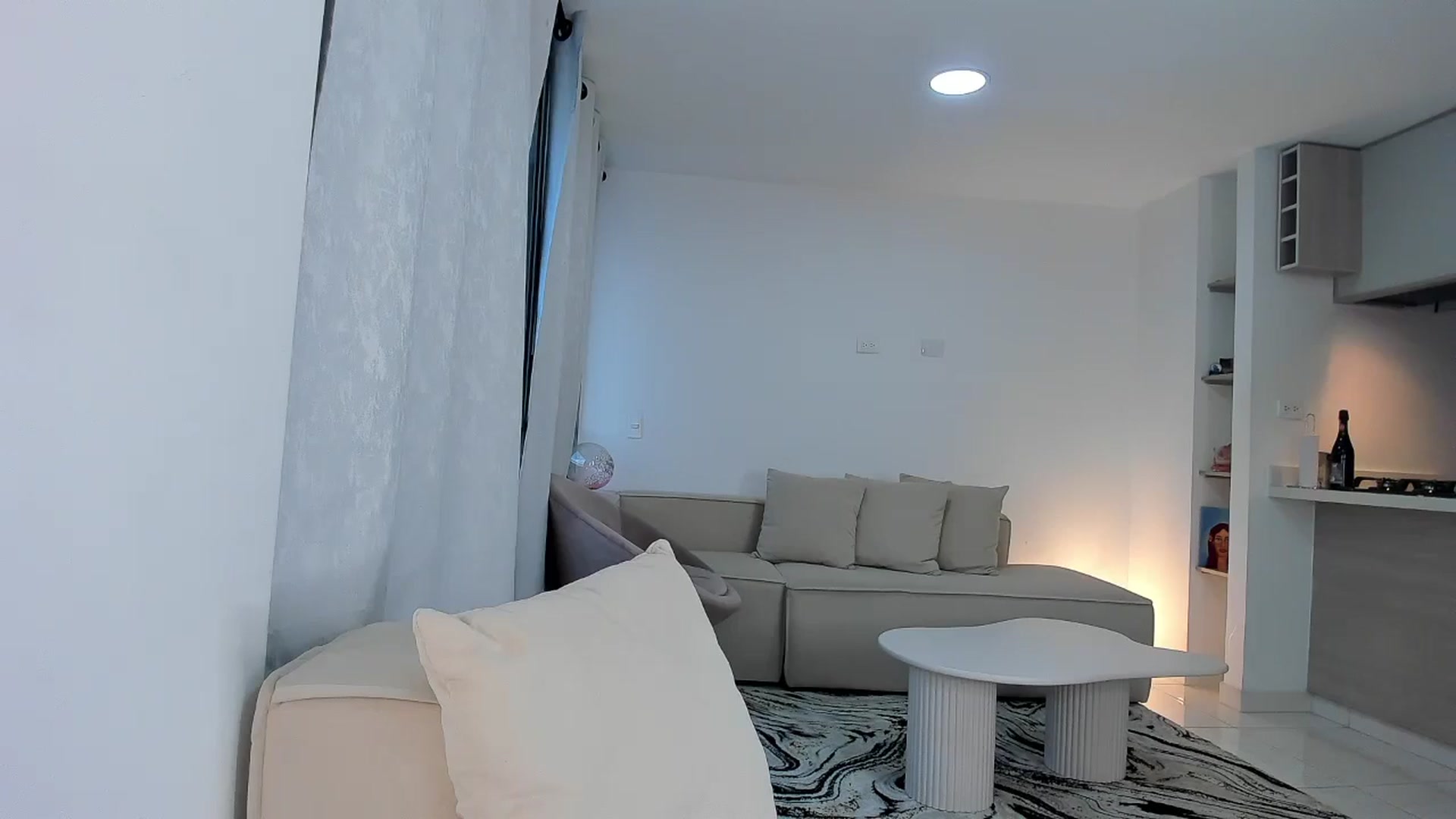 Gallery image thumbnail from Julie_Angel's myfreecams stream on, 06/15/2025, 23:35 image 16 of 20