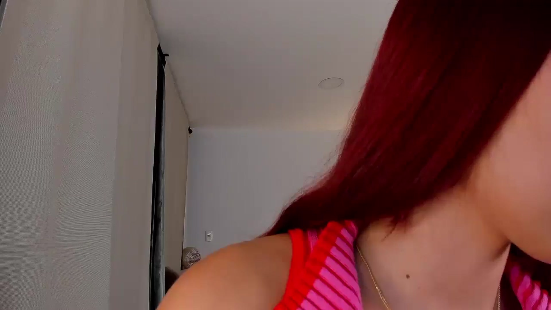 Gallery image thumbnail from Julie_Angel's myfreecams stream on, 10/10/2025, 02:35 image 4 of 20