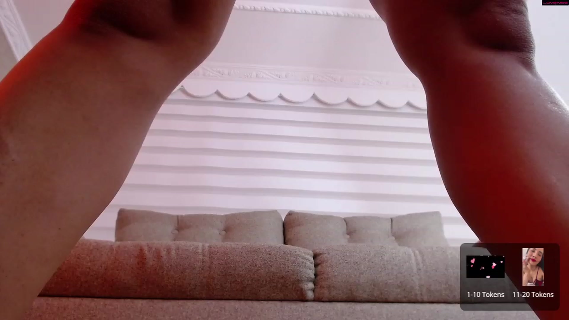 Gallery image thumbnail from Julie__Moon's myfreecams stream on, 11/26/2022, 19:01 image 11 of 20