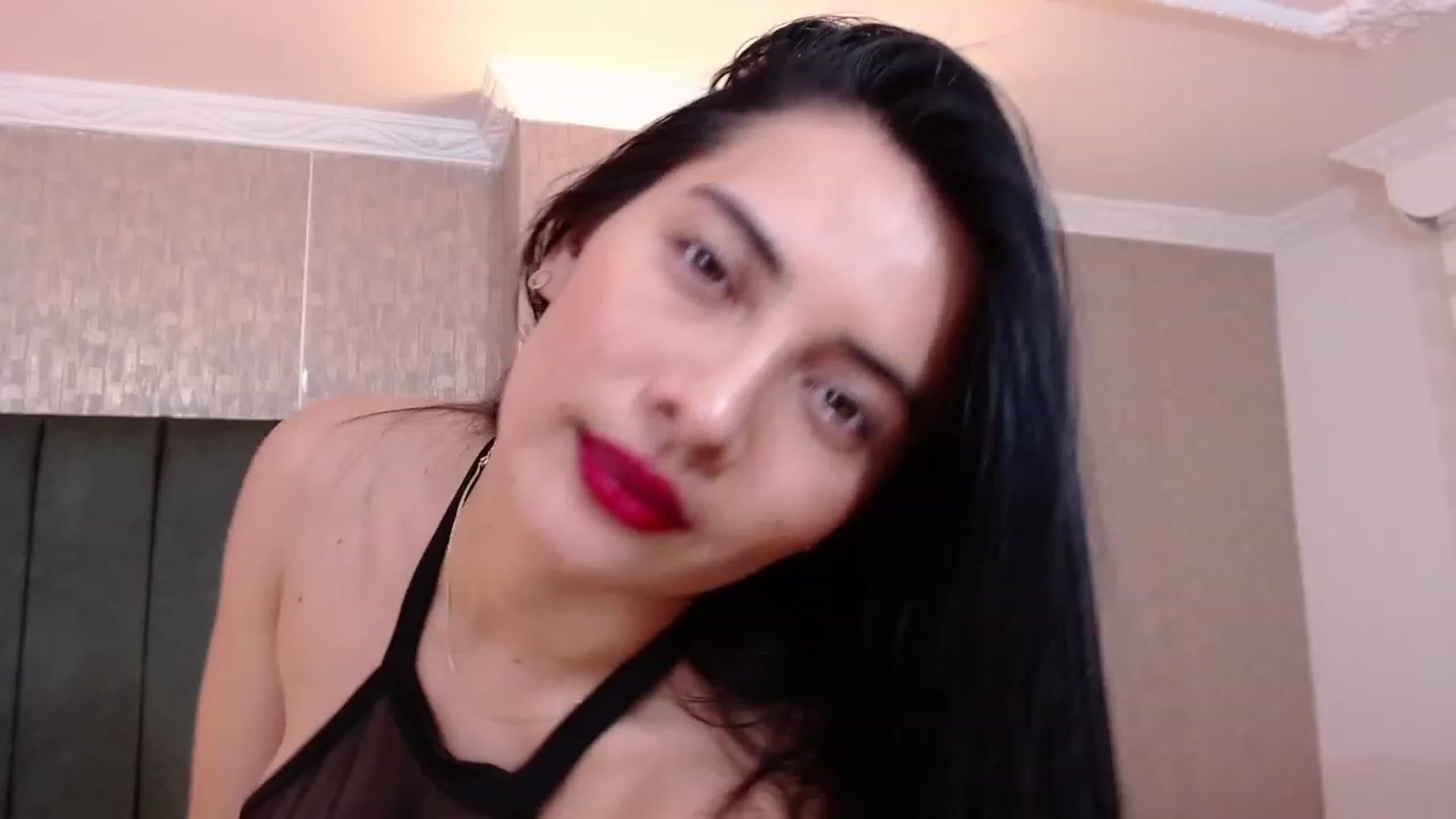 Gallery image thumbnail from Julie__Moon's myfreecams stream on, 06/13/2023, 24:50 image 5 of 20