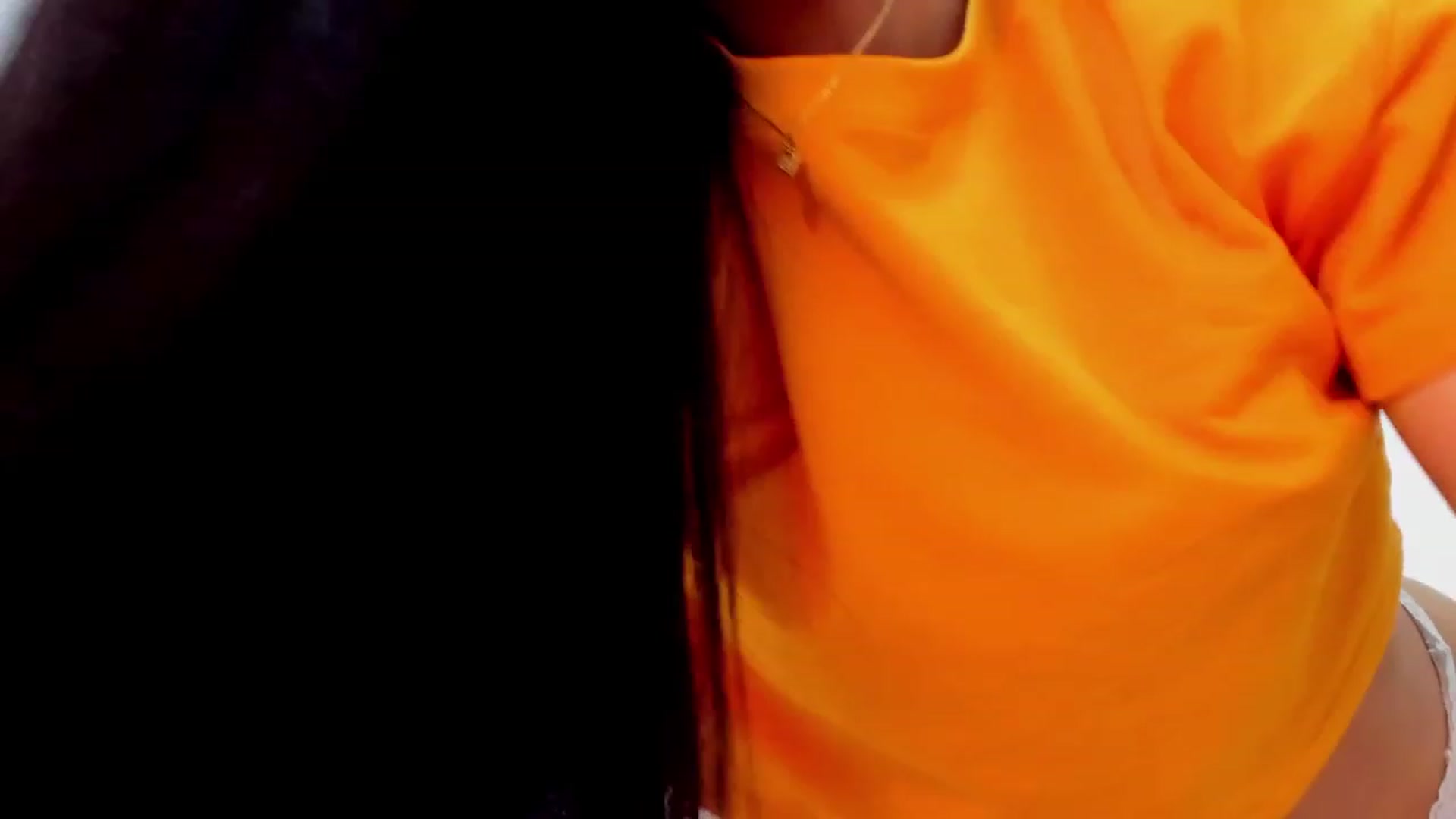 Gallery image thumbnail from Julie__Moon's myfreecams stream on, 08/08/2023, 24:49 image 1 of 20