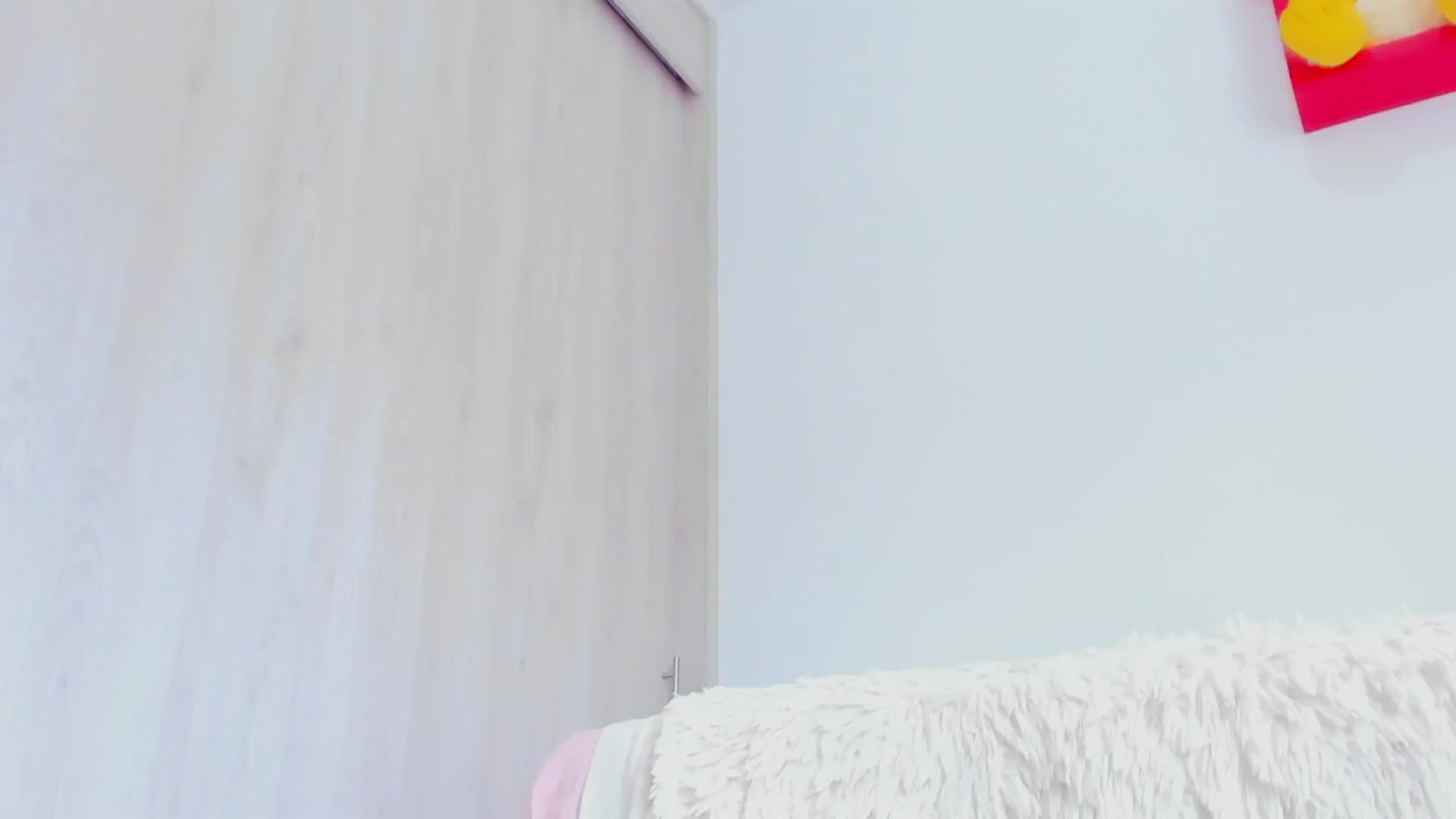 Gallery image thumbnail from Julie__Moon's myfreecams stream on, 04/19/2025, 18:25 image 13 of 20