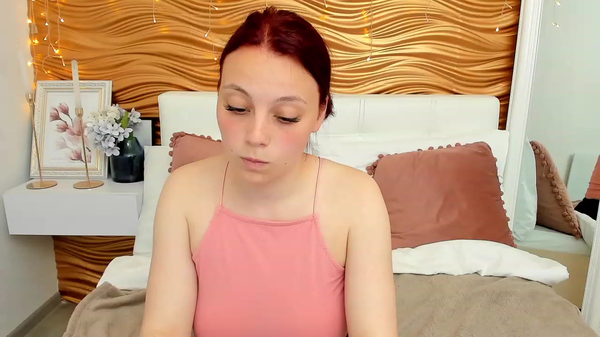 Gallery image thumbnail from JulietRoom's myfreecams stream on, 05/12/2023, 18:28 image 16 of 20