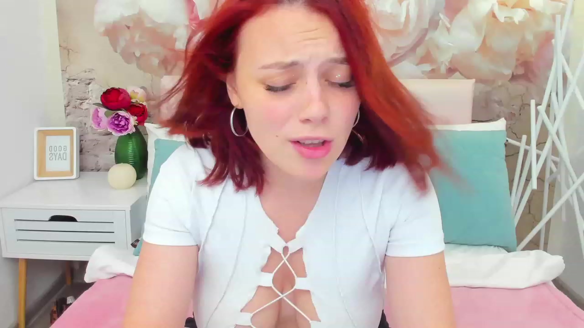 Gallery image thumbnail from JulietRoom's myfreecams stream on, 09/05/2023, 12:06 image 12 of 20