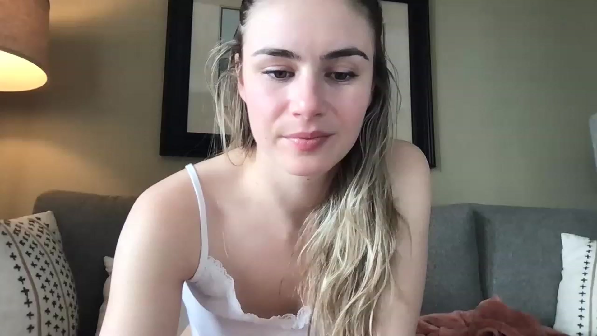 Gallery image thumbnail from JulietteDream's myfreecams stream on, 03/05/2023, 20:51 image 16 of 20