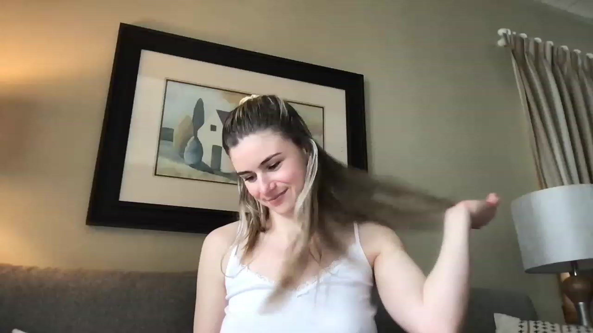 Gallery image thumbnail from JulietteDream's myfreecams stream on, 03/05/2023, 21:33 image 11 of 20