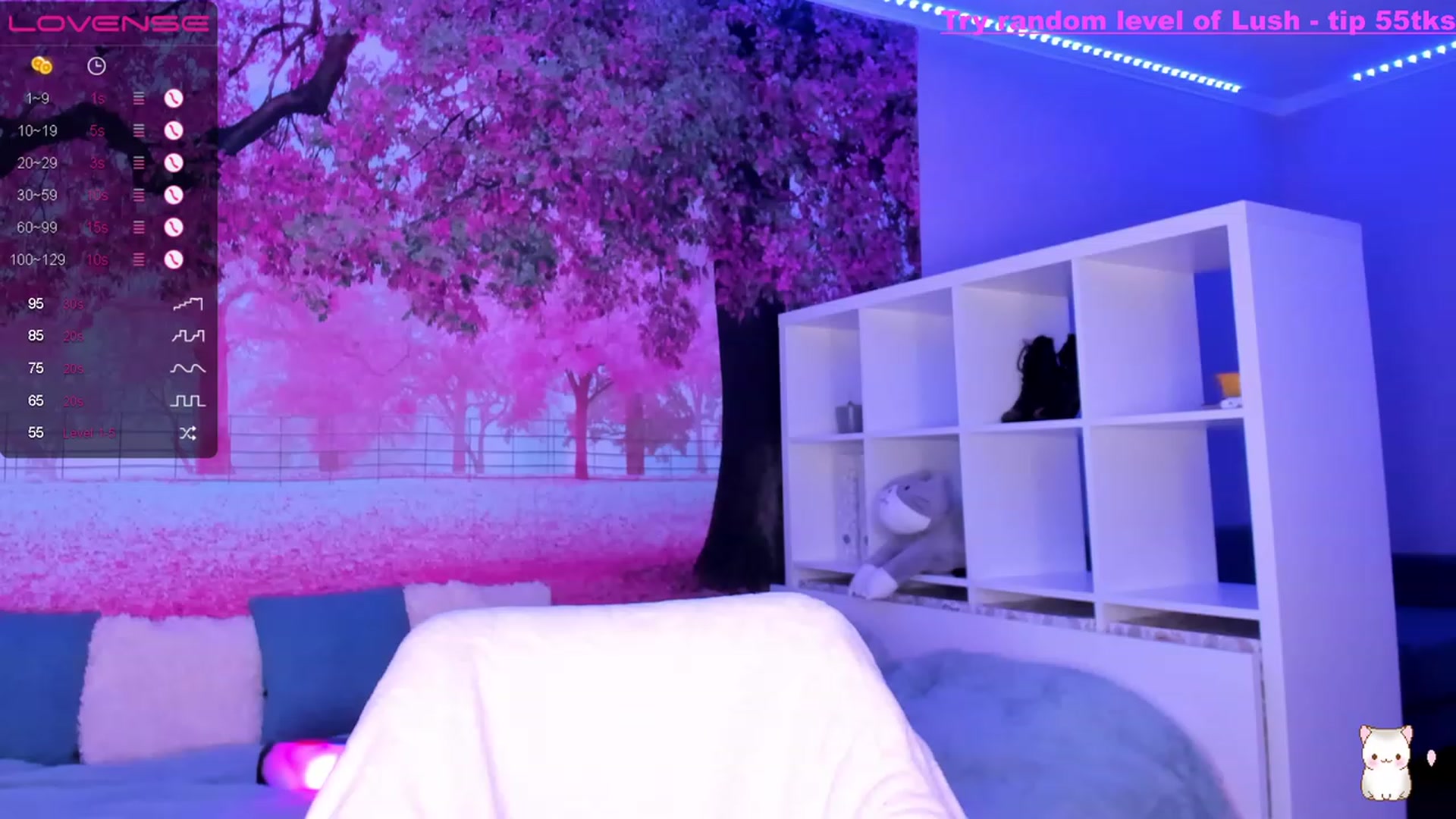 Gallery image thumbnail from JuliyaLuv's myfreecams stream on, 11/22/2022, 01:11 image 9 of 20