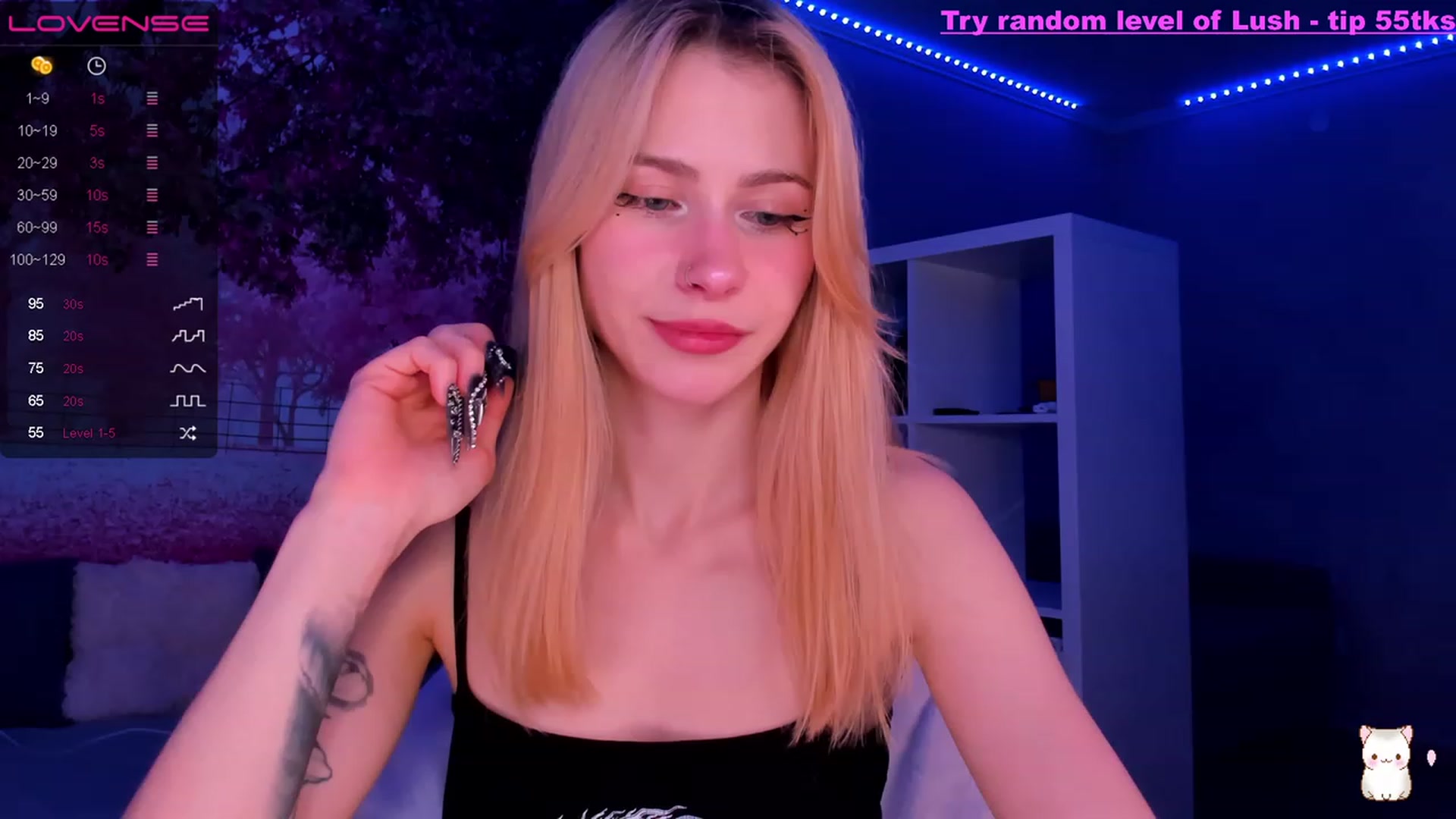 Gallery image thumbnail from JuliyaLuv's myfreecams stream on, 11/25/2022, 24:57 image 14 of 20