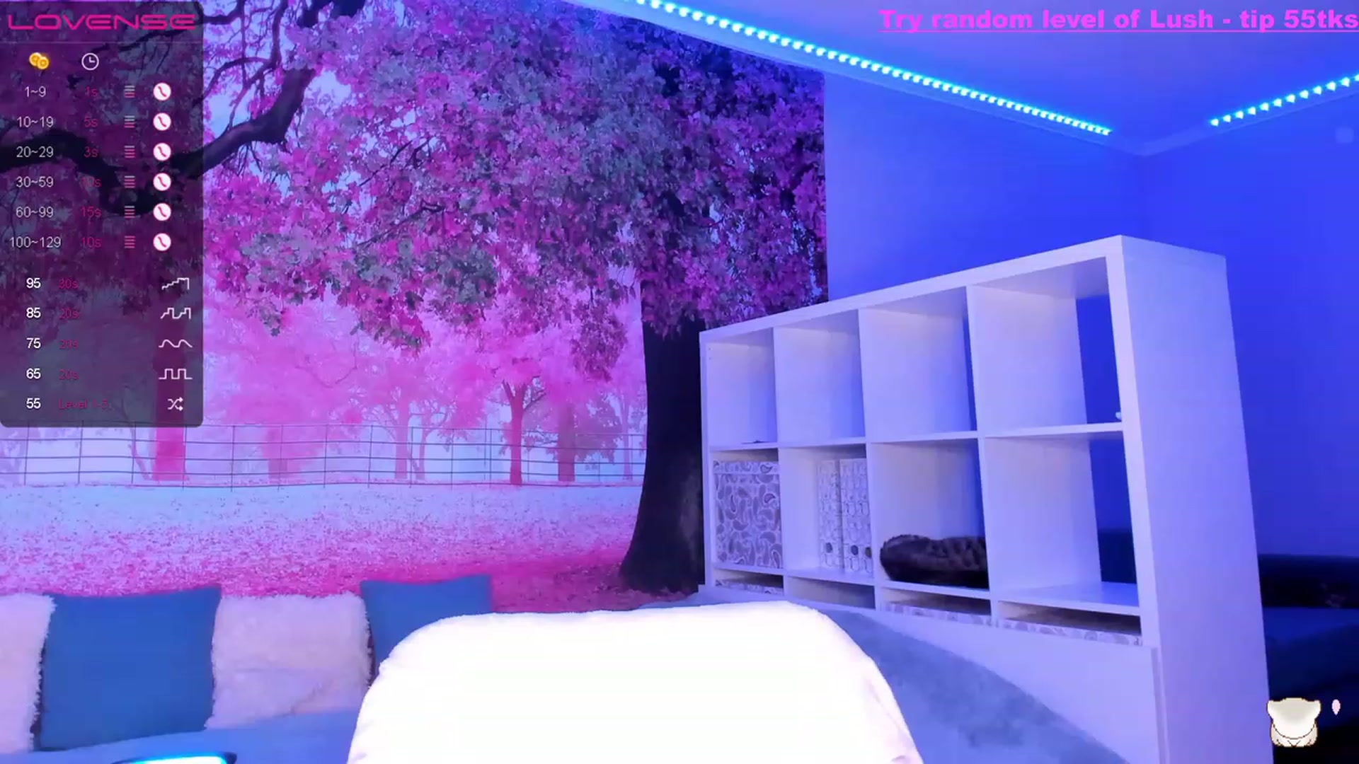 Gallery image thumbnail from JuliyaLuv's myfreecams stream on, 12/01/2022, 24:14 image 4 of 20