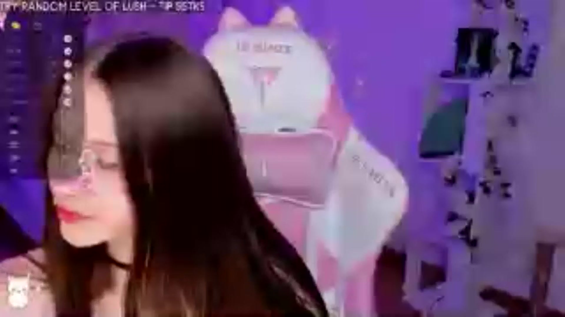 Gallery image thumbnail from JuliyaLuv's myfreecams stream on, 08/30/2024, 19:16 image 11 of 20