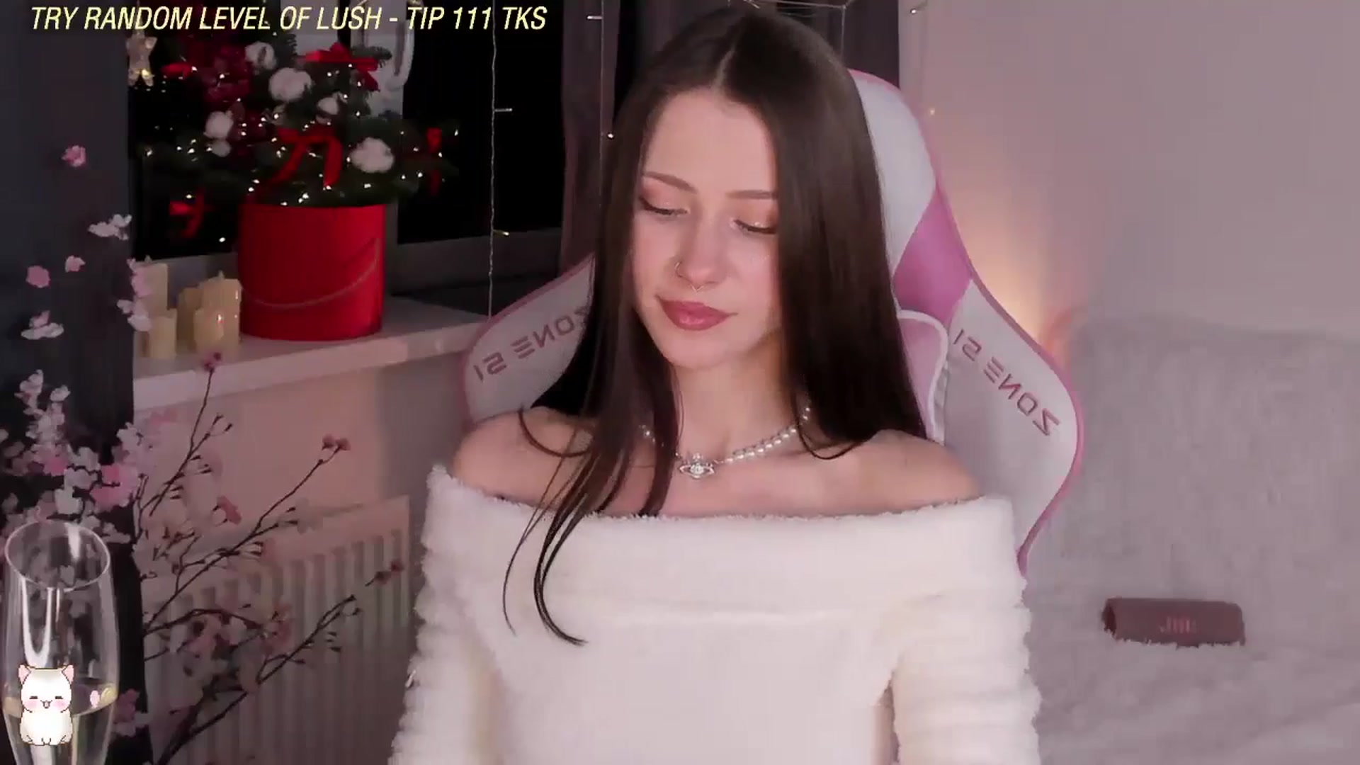 Gallery image thumbnail from JuliyaLuv's myfreecams stream on, 12/31/2024, 21:35 image 3 of 20
