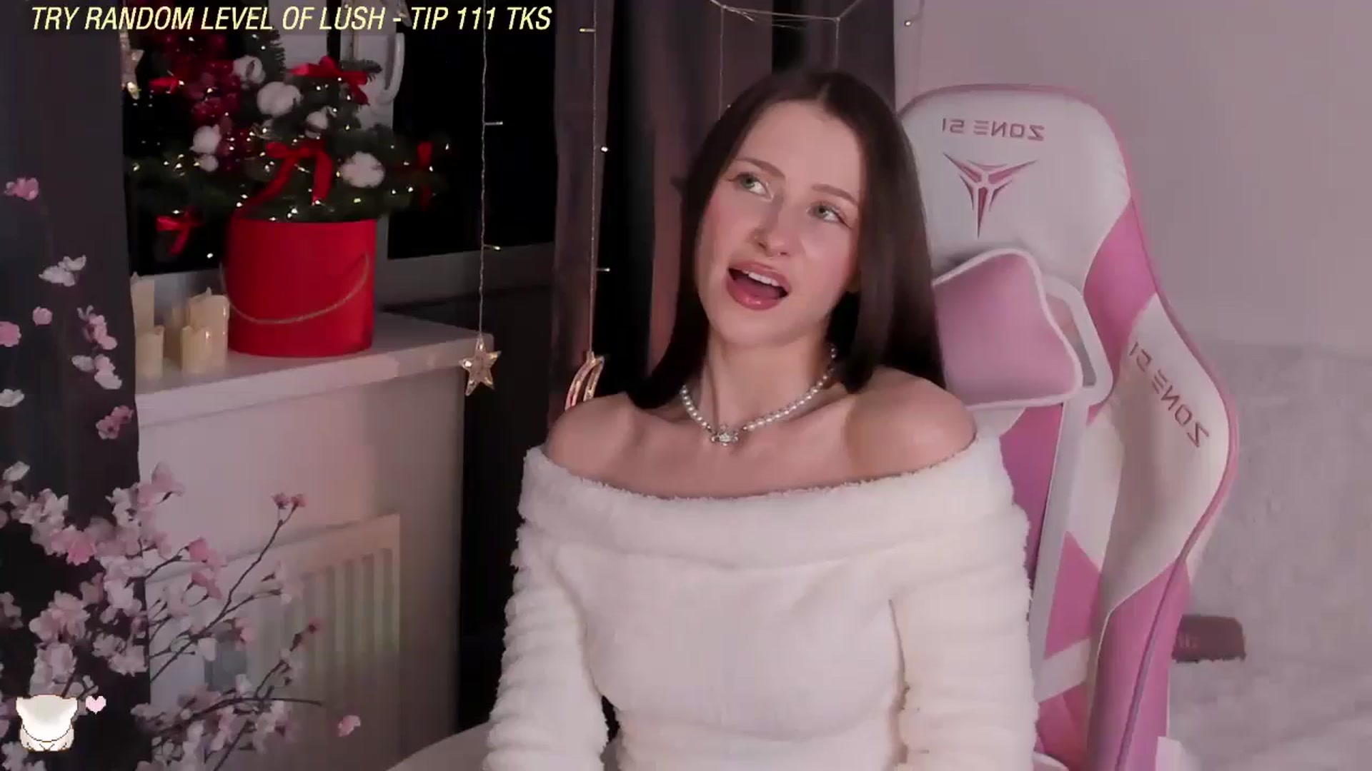 Gallery image thumbnail from JuliyaLuv's myfreecams stream on, 12/31/2024, 22:05 image 1 of 20
