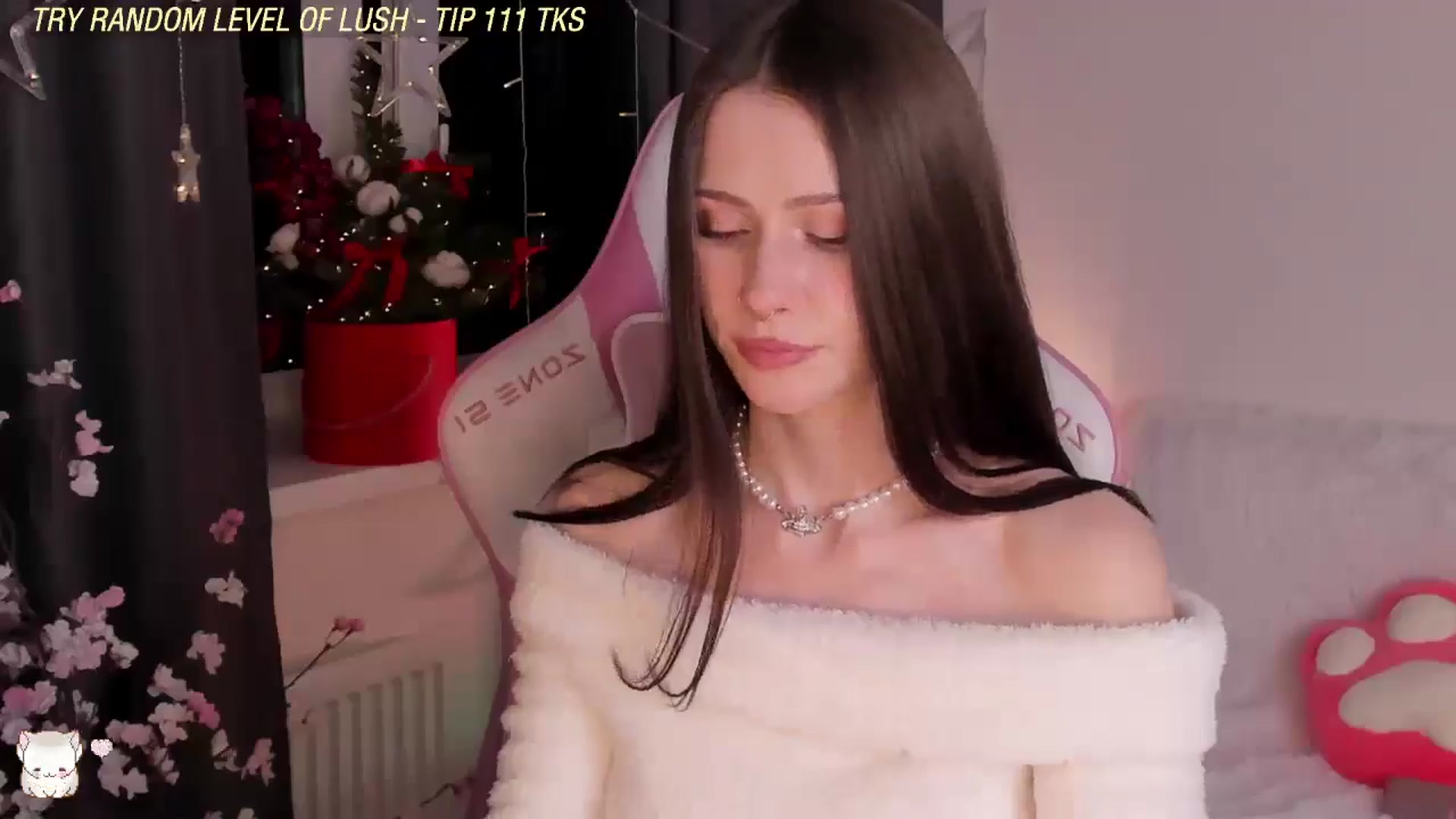 Gallery image thumbnail from JuliyaLuv's myfreecams stream on, 01/02/2025, 02:10 image 18 of 20