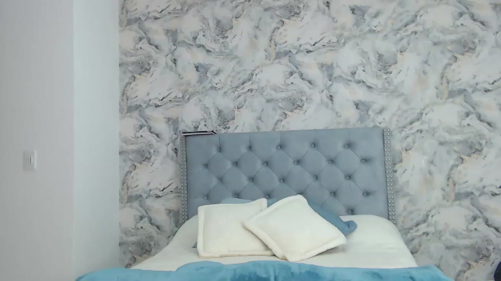 Gallery image thumbnail from JullyAngel's myfreecams stream on, 11/23/2022, 03:15 image 12 of 20
