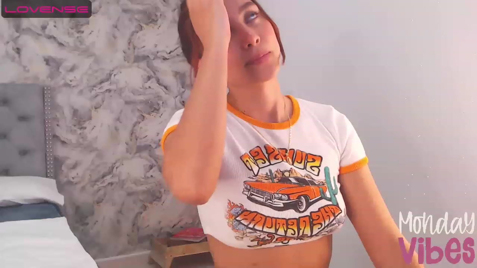 Gallery image thumbnail from JullyAngel's myfreecams stream on, 04/25/2023, 03:31 image 3 of 20