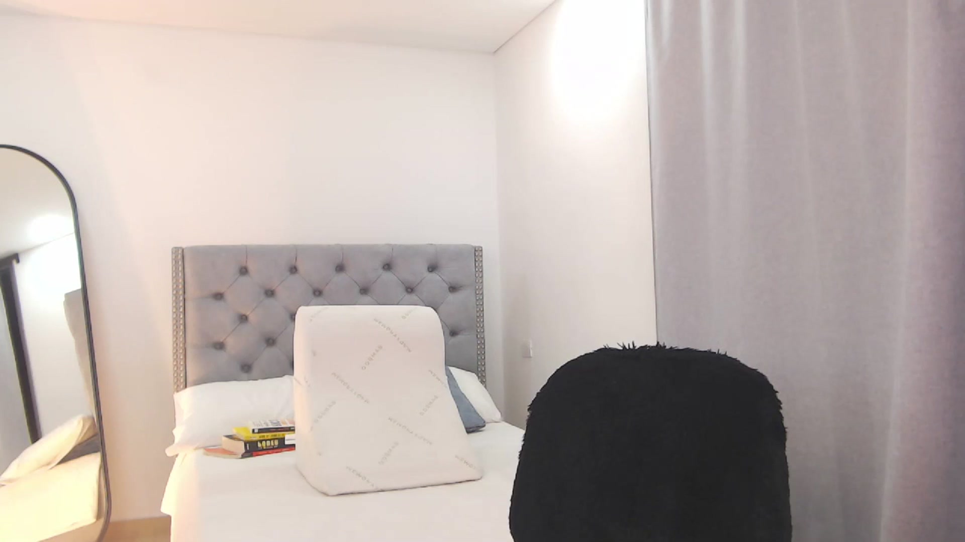 Gallery image thumbnail from JullyAngel's myfreecams stream on, 09/13/2023, 04:27 image 2 of 20