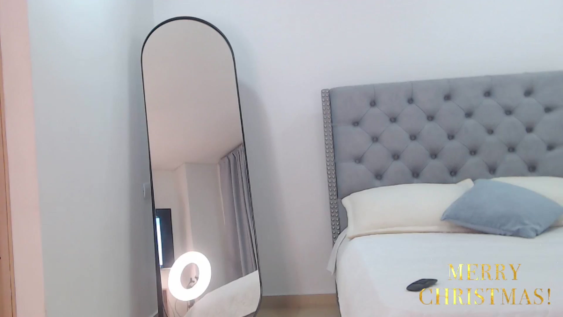Gallery image thumbnail from JullyAngel's myfreecams stream on, 12/20/2023, 01:58 image 8 of 20