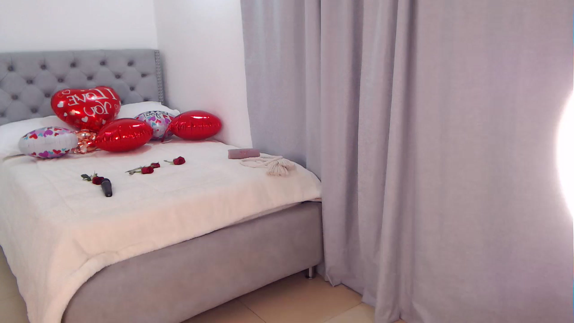 Gallery image thumbnail from JullyAngel's myfreecams stream on, 02/15/2024, 04:35 image 20 of 20