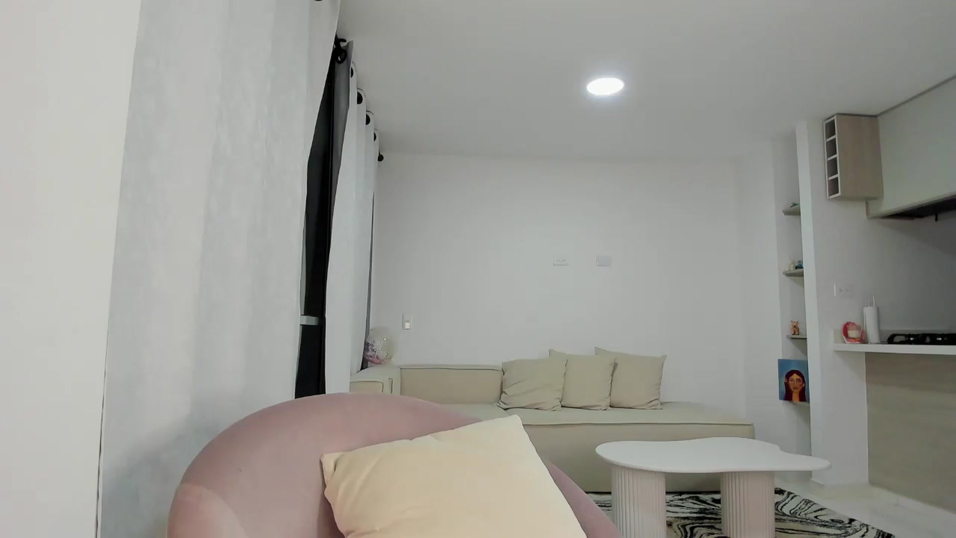 Gallery image thumbnail from JullyAngel's myfreecams stream on, 11/16/2024, 02:51 image 19 of 20
