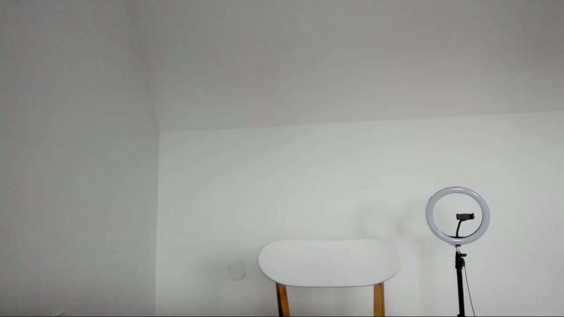 Gallery image thumbnail from Jullyenn3's myfreecams stream on, 11/22/2022, 11:06 image 5 of 20