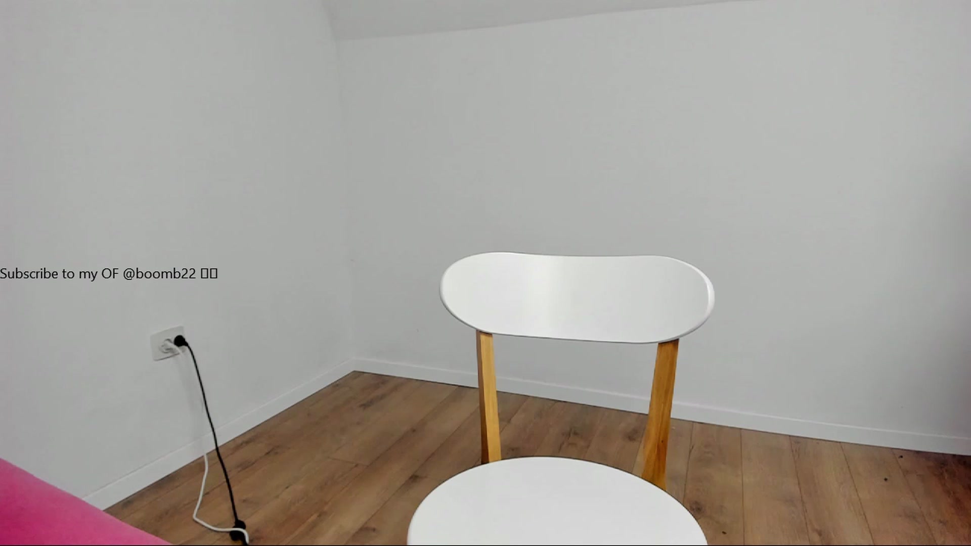 Gallery image thumbnail from Jullyenn3's myfreecams stream on, 11/28/2022, 21:54 image 15 of 20