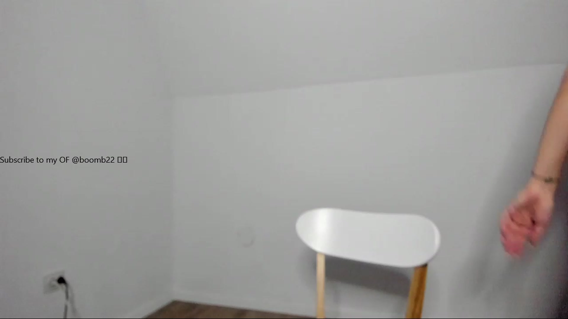 Gallery image thumbnail from Jullyenn3's myfreecams stream on, 12/04/2022, 16:57 image 16 of 20