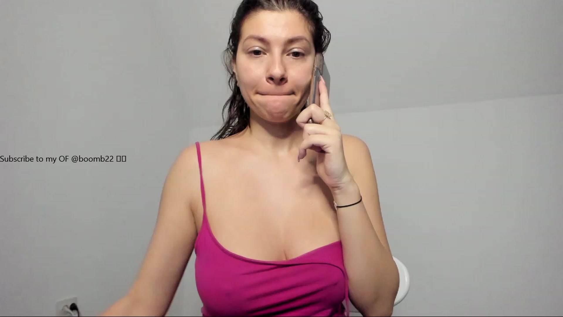 Gallery image thumbnail from Jullyenn3's myfreecams stream on, 12/11/2022, 12:23 image 17 of 20