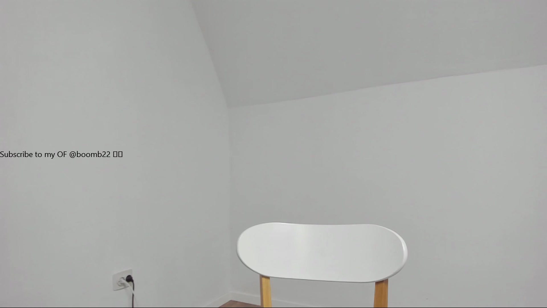 Gallery image thumbnail from Jullyenn3's myfreecams stream on, 12/16/2022, 16:30 image 15 of 20