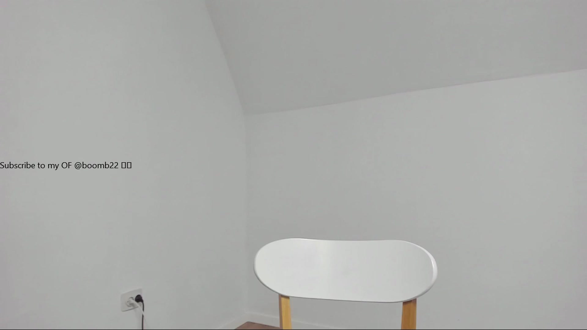 Gallery image thumbnail from Jullyenn3's myfreecams stream on, 12/16/2022, 16:30 image 18 of 20