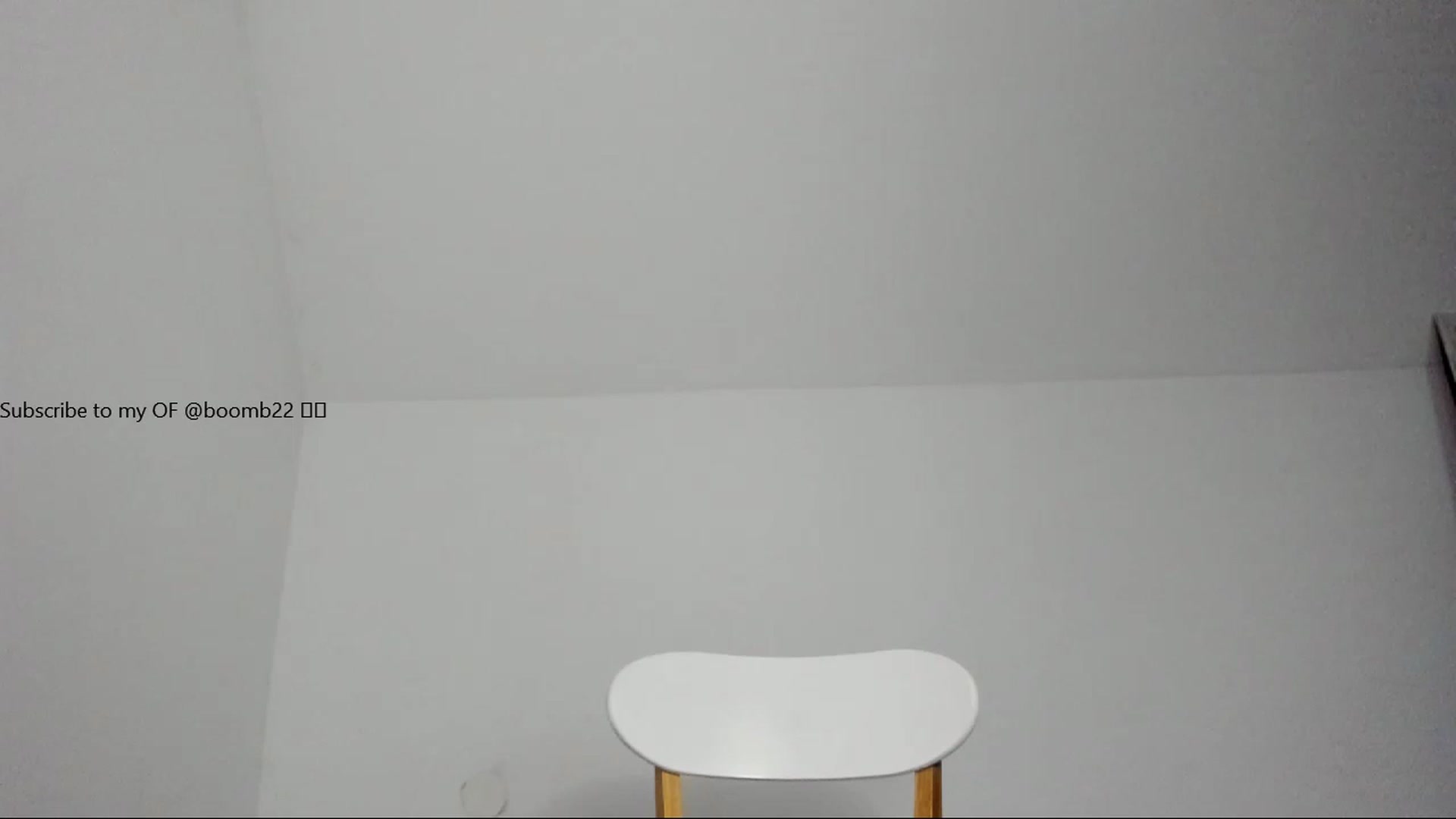 Gallery image thumbnail from Jullyenn3's myfreecams stream on, 12/25/2022, 14:30 image 11 of 20