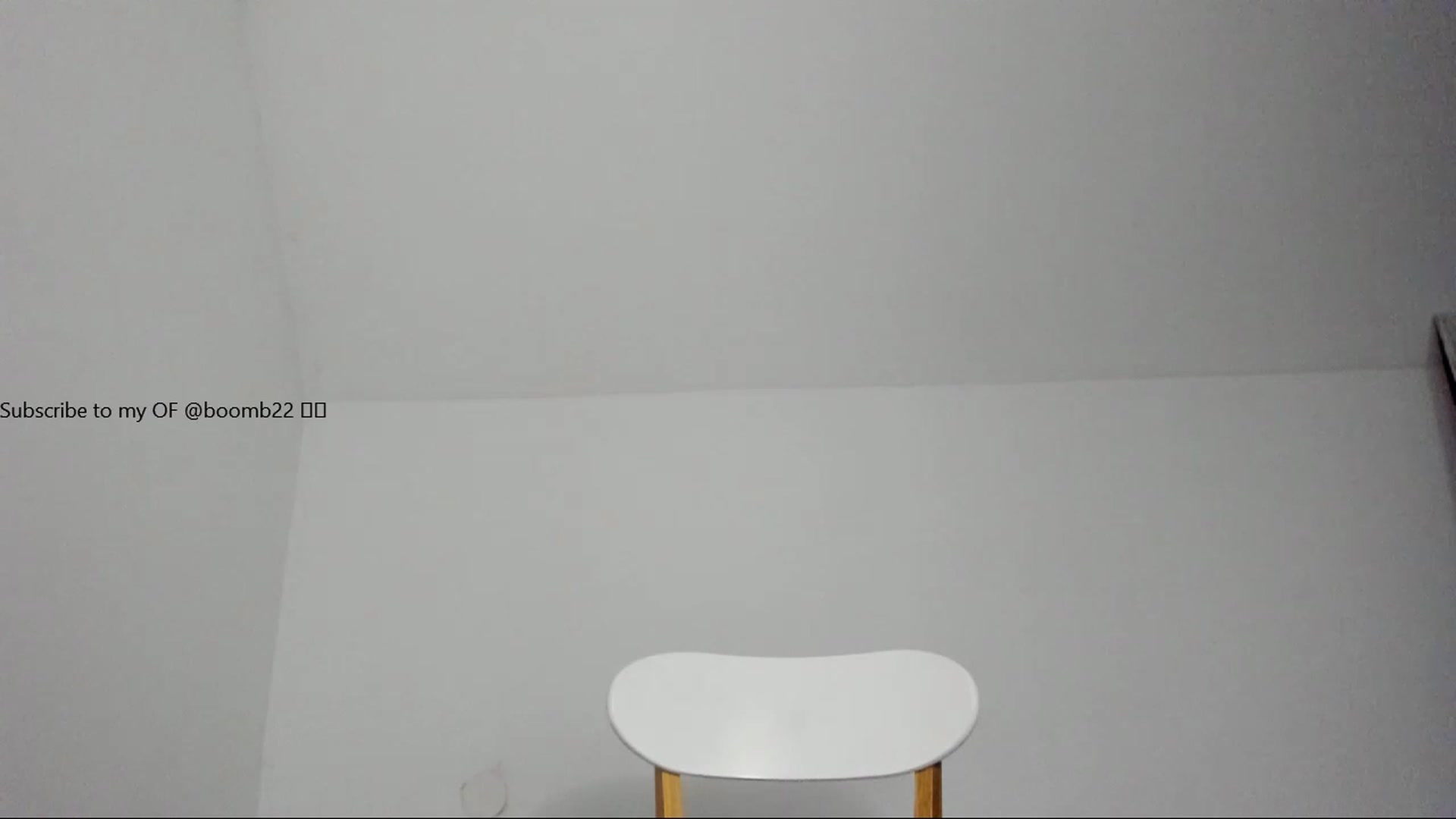Gallery image thumbnail from Jullyenn3's myfreecams stream on, 12/25/2022, 14:30 image 13 of 20