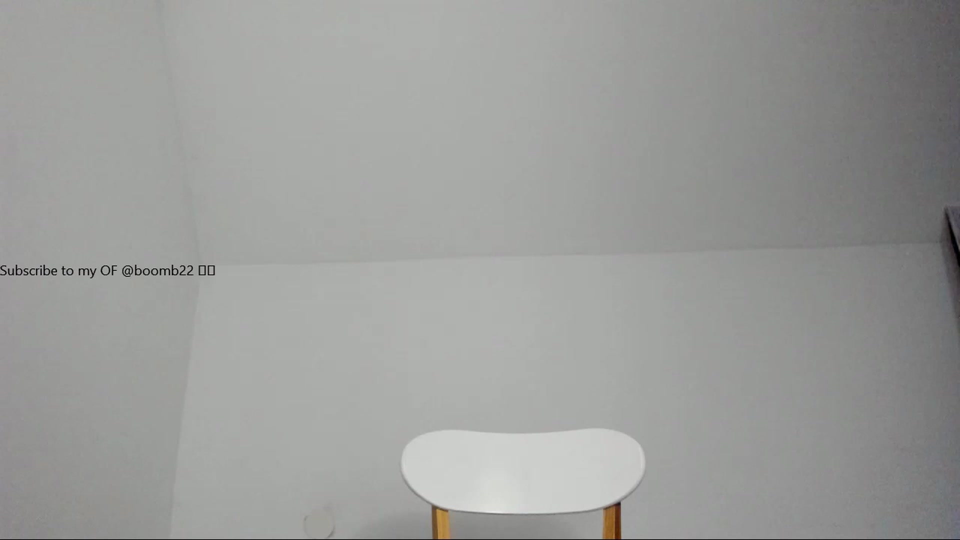 Gallery image thumbnail from Jullyenn3's myfreecams stream on, 12/25/2022, 14:30 image 12 of 20