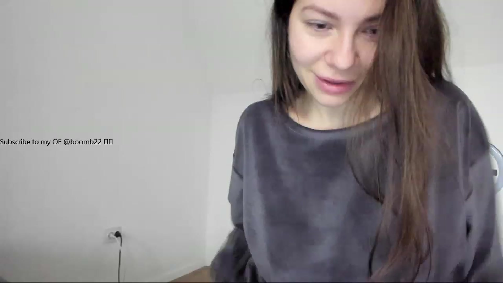 Gallery image thumbnail from Jullyenn3's myfreecams stream on, 12/30/2022, 11:35 image 10 of 20