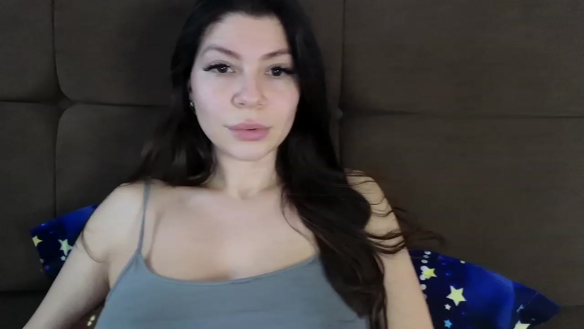 Gallery image thumbnail from Jullyenn3's myfreecams stream on, 12/02/2023, 13:54 image 9 of 20