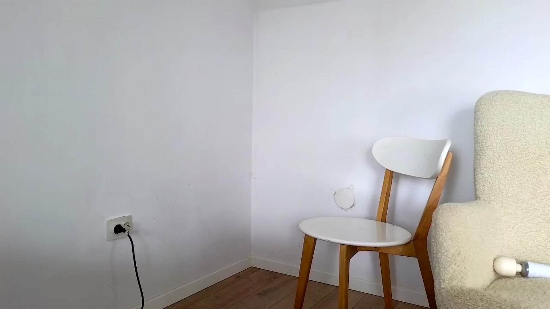 Gallery image thumbnail from Jullyenn3's myfreecams stream on, 06/23/2024, 10:22 image 4 of 20
