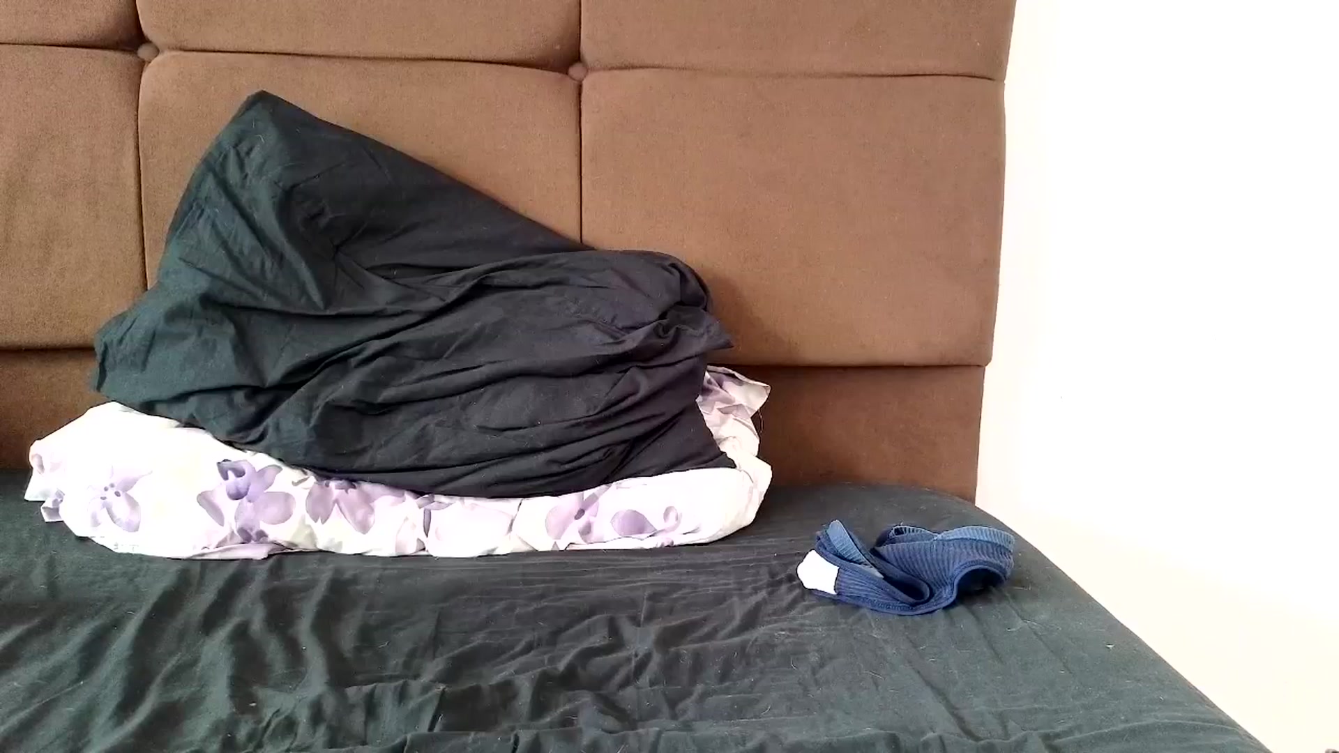 Gallery image thumbnail from Jullyenn3's myfreecams stream on, 06/23/2024, 12:56 image 15 of 20