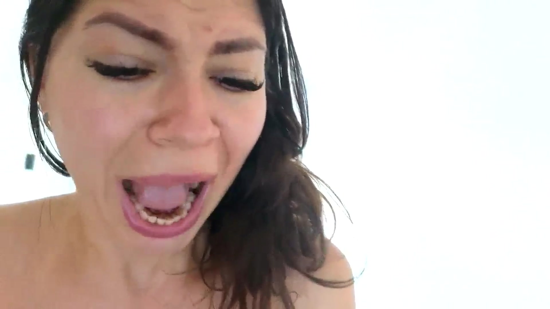 Gallery image thumbnail from Jullyenn3's myfreecams stream on, 07/08/2024, 15:09 image 13 of 20