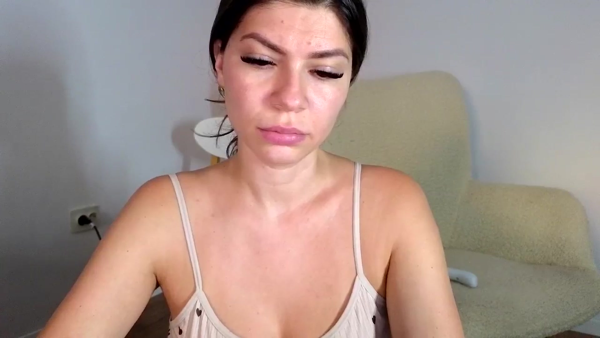 Gallery image thumbnail from Jullyenn3's myfreecams stream on, 07/09/2024, 18:24 image 5 of 20