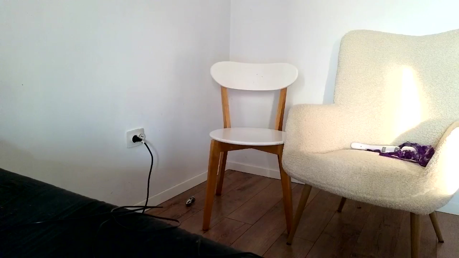 Gallery image thumbnail from Jullyenn3's myfreecams stream on, 07/12/2024, 18:05 image 3 of 20