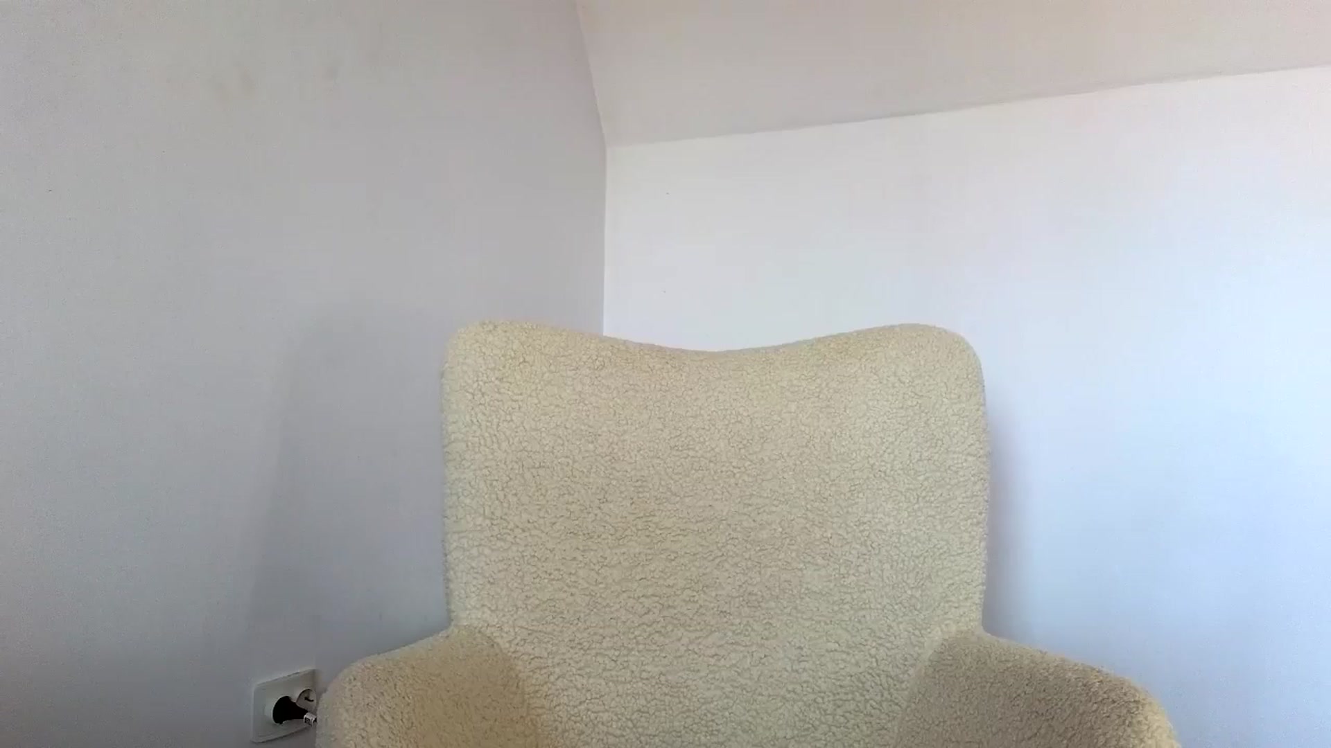 Gallery image thumbnail from Jullyenn3's myfreecams stream on, 07/28/2024, 11:11 image 10 of 20