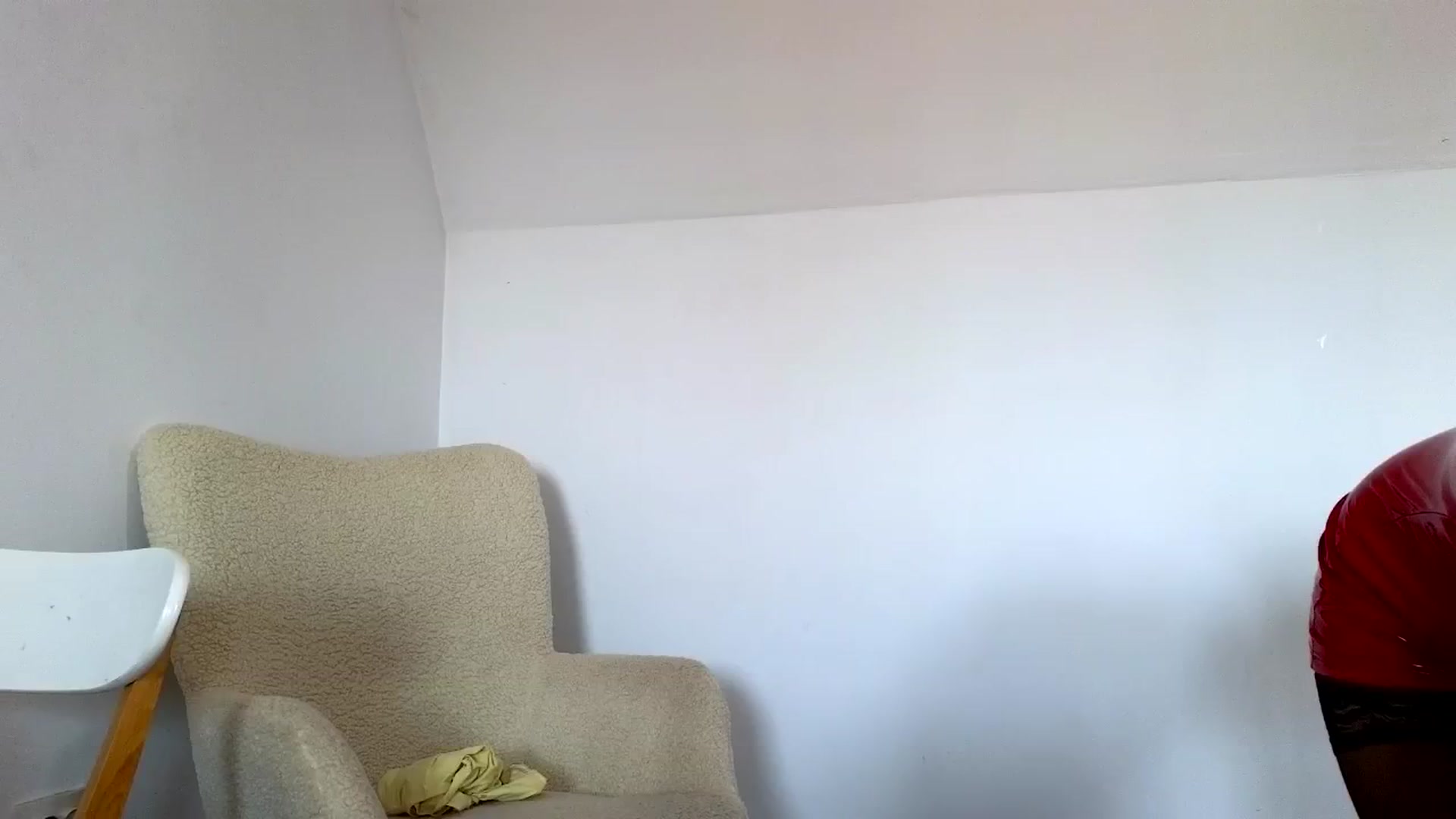 Gallery image thumbnail from Jullyenn3's myfreecams stream on, 08/12/2024, 13:33 image 1 of 20