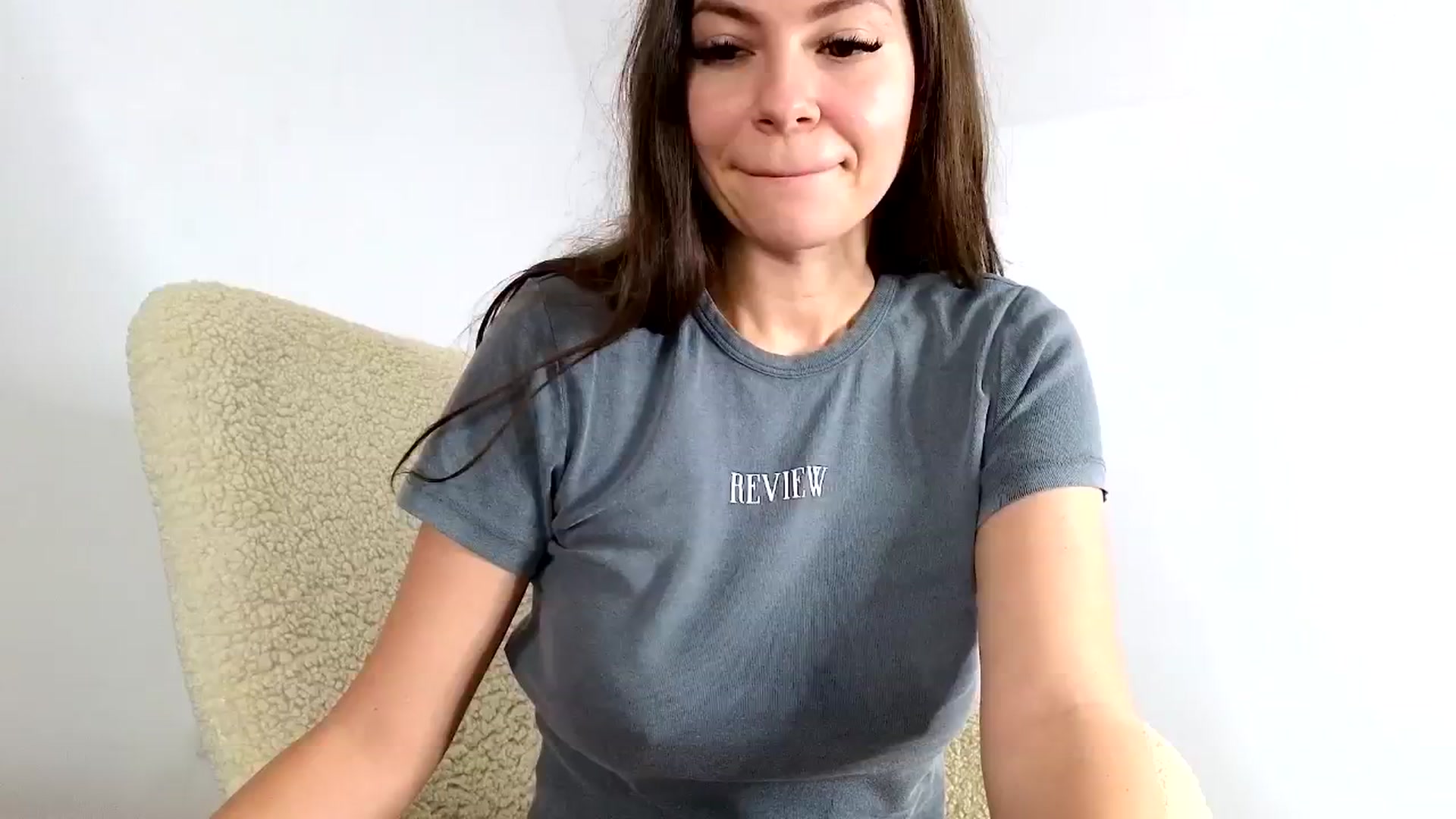Gallery image thumbnail from Jullyenn3's myfreecams stream on, 09/15/2024, 12:46 image 5 of 20