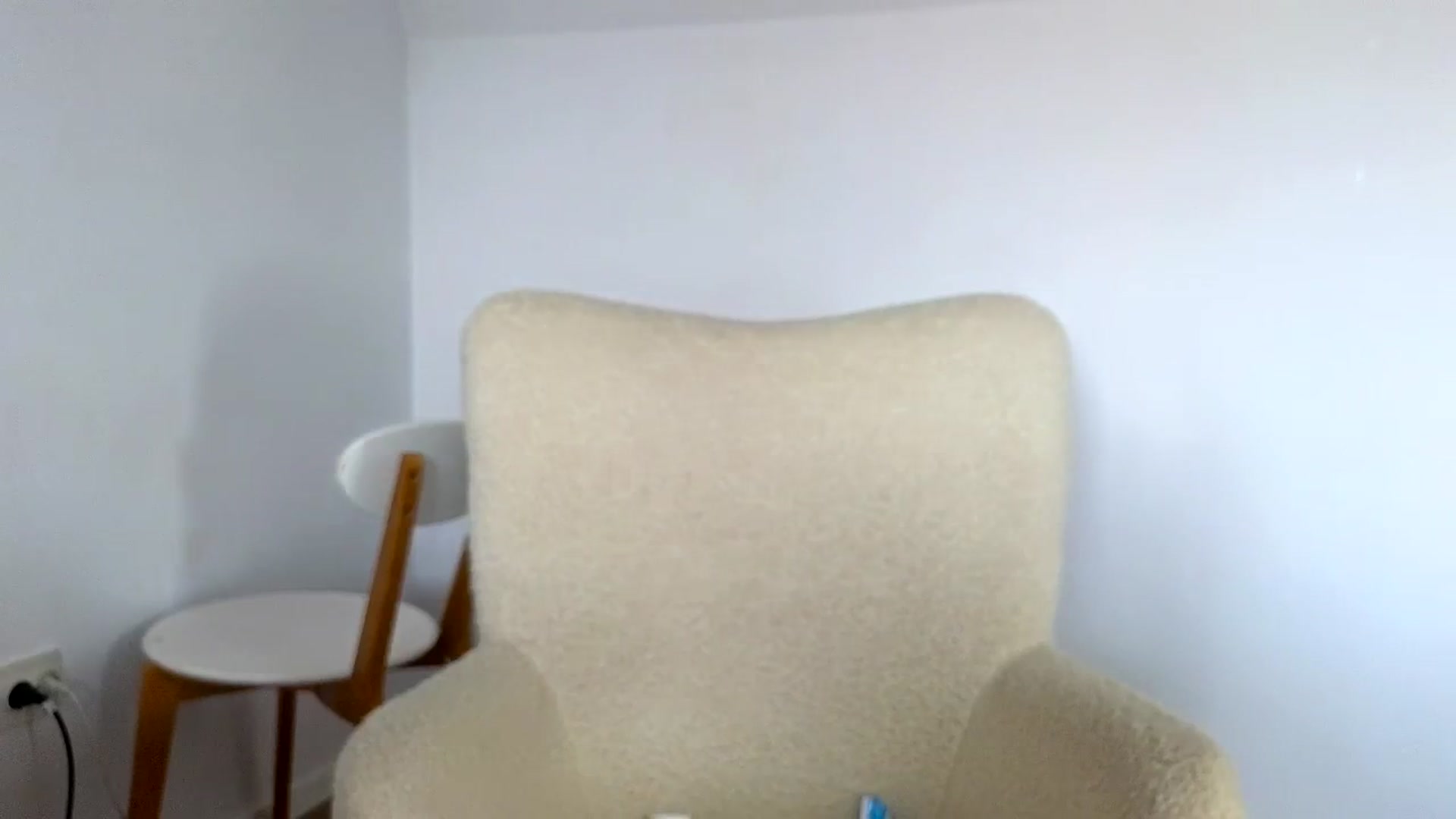 Gallery image thumbnail from Jullyenn3's myfreecams stream on, 10/13/2024, 11:29 image 14 of 20